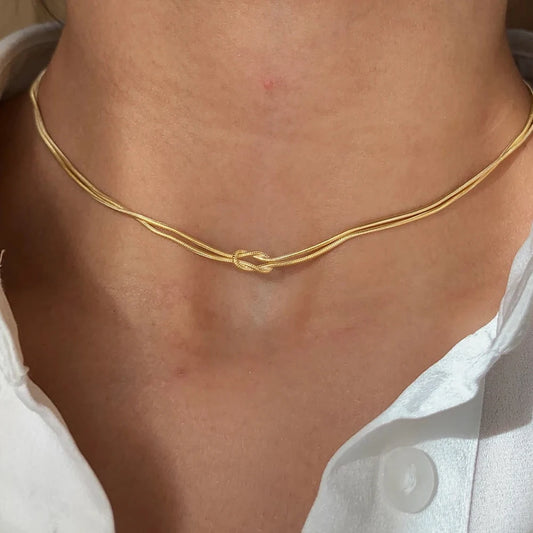 GOLDEN KNOT RING