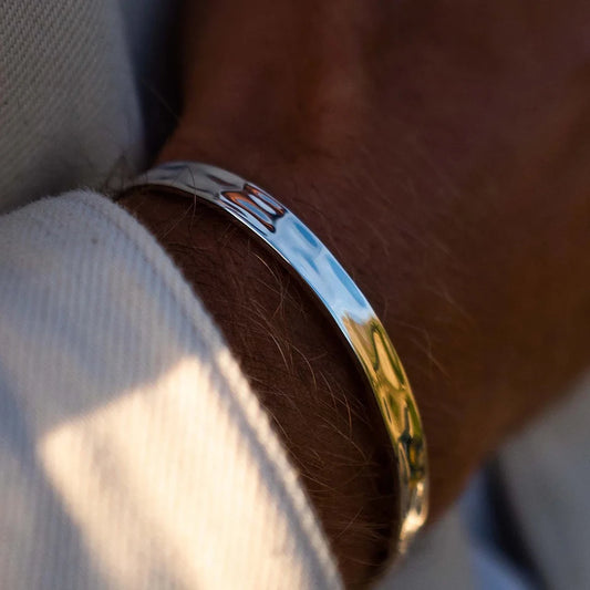 EXCLUSIVE UNISIZE CUFF IN SILVER