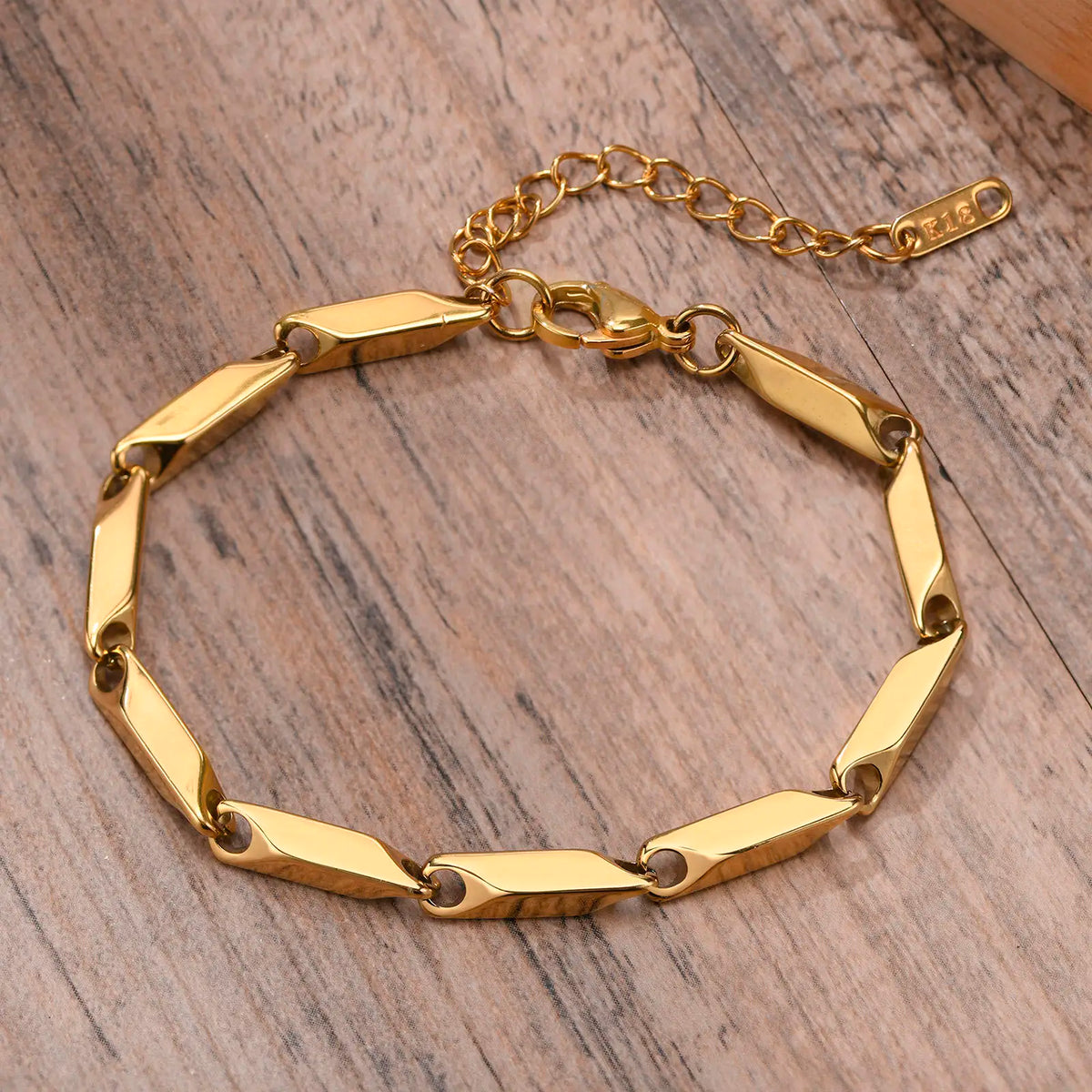 SHAPPING WAVES BRACELETS