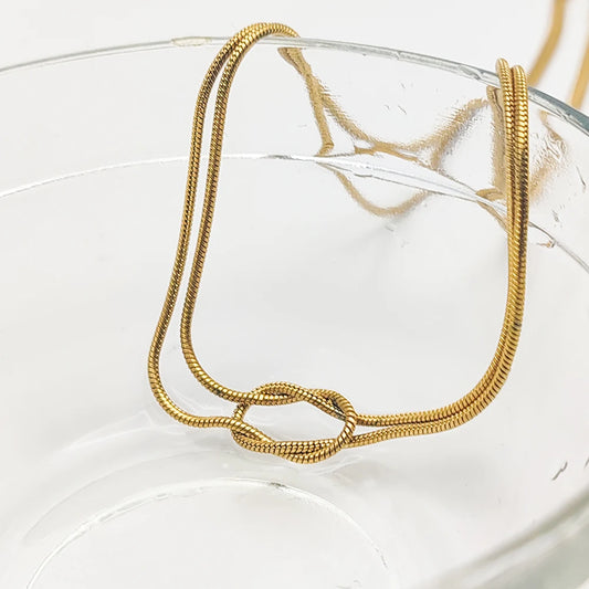 GOLDEN KNOT RING
