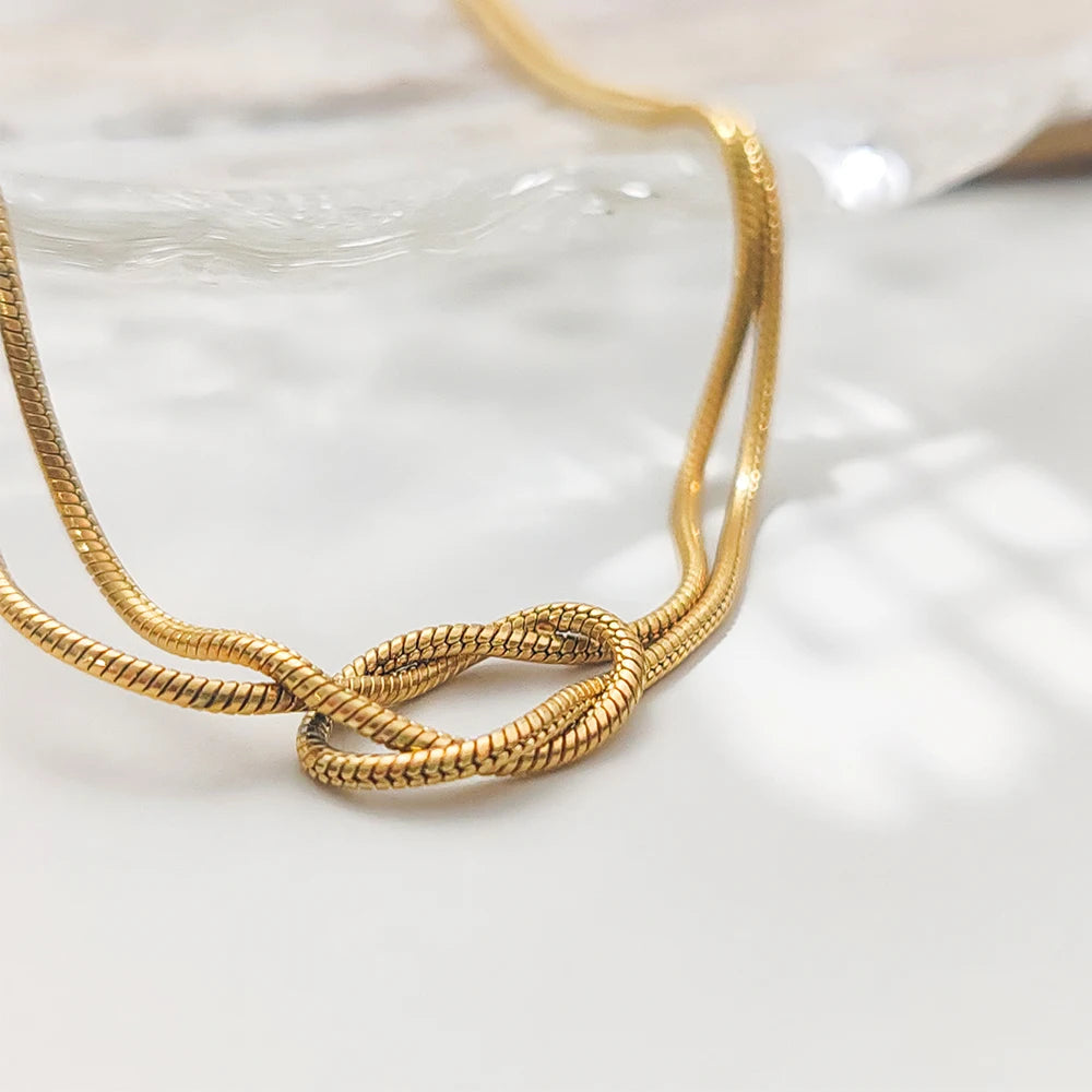 GOLDEN KNOT RING
